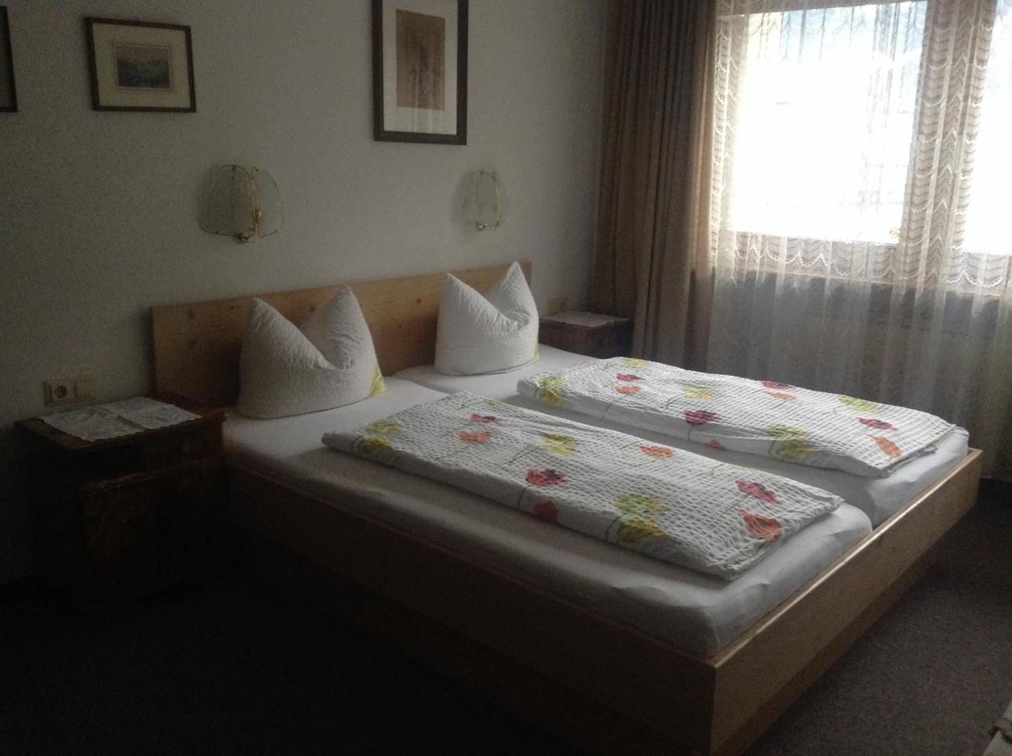 Ferienwohnung Blumen Penz 젤암질러 객실 사진